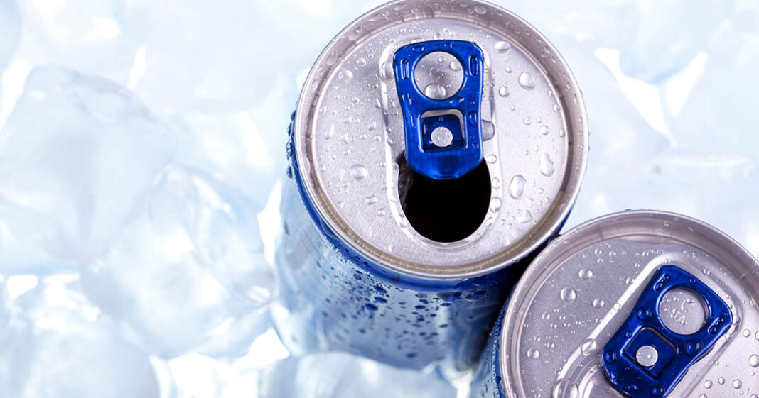 Les boissons énergisantes pourraient augmenter les risques d'arrêt cardiaque chez certaines patients